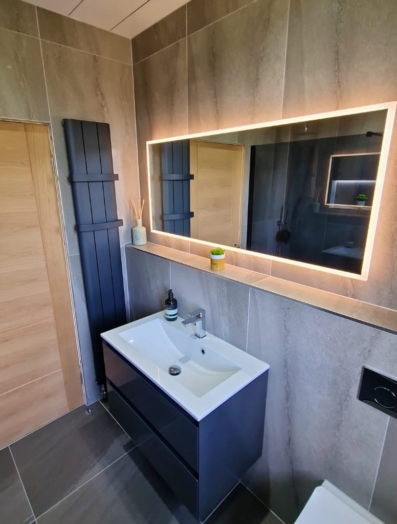 1200mm Mylife led mirror in Anniesland